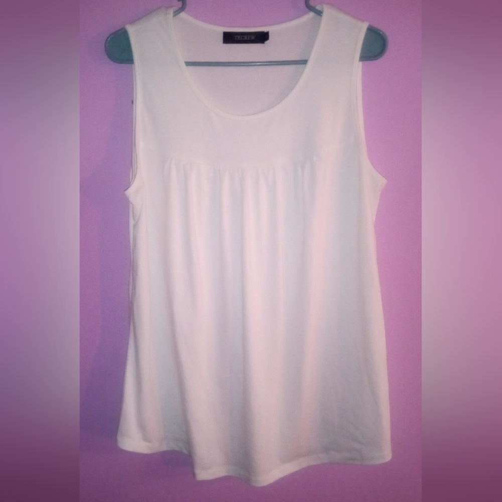 Tecrew White Dressy Sleeveless Top